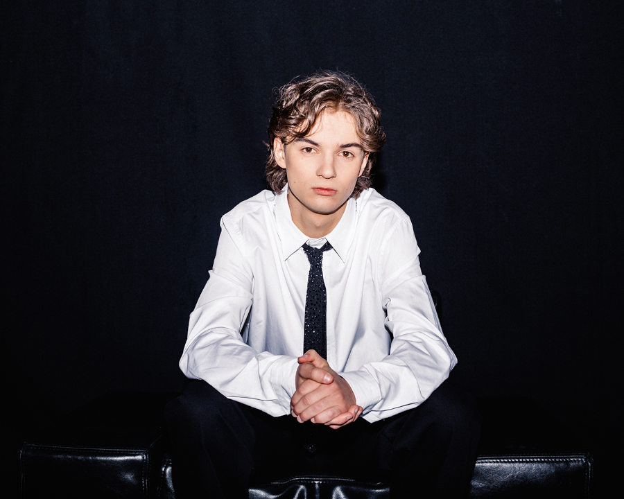 Wiktor Waligóra to niezwykle utalentowany piosenkarz młodego pokolenia